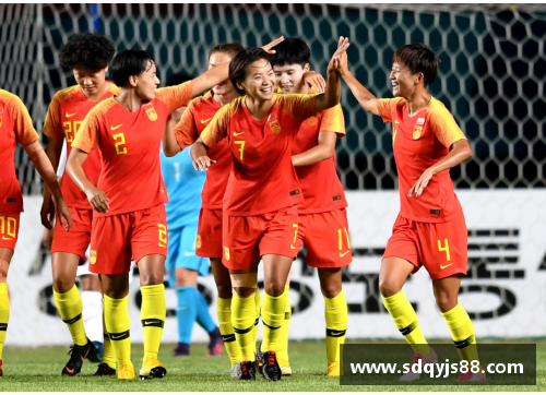 米兰体育加拿大女足踢入进球，成功晋级：全力拼搏，铿锵玫瑰再度绽放